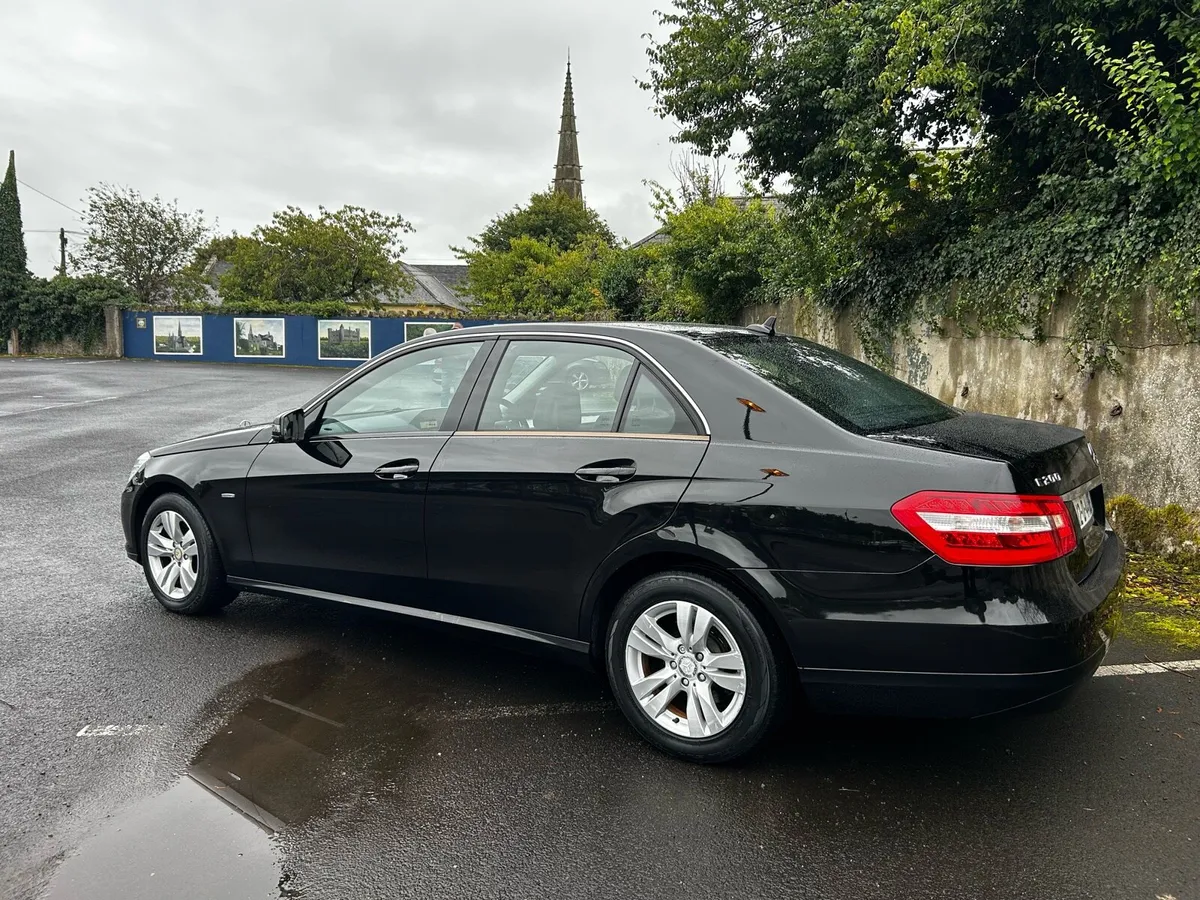 12 Mercedes E Class Automatic Only 75,000 Miles - Image 2