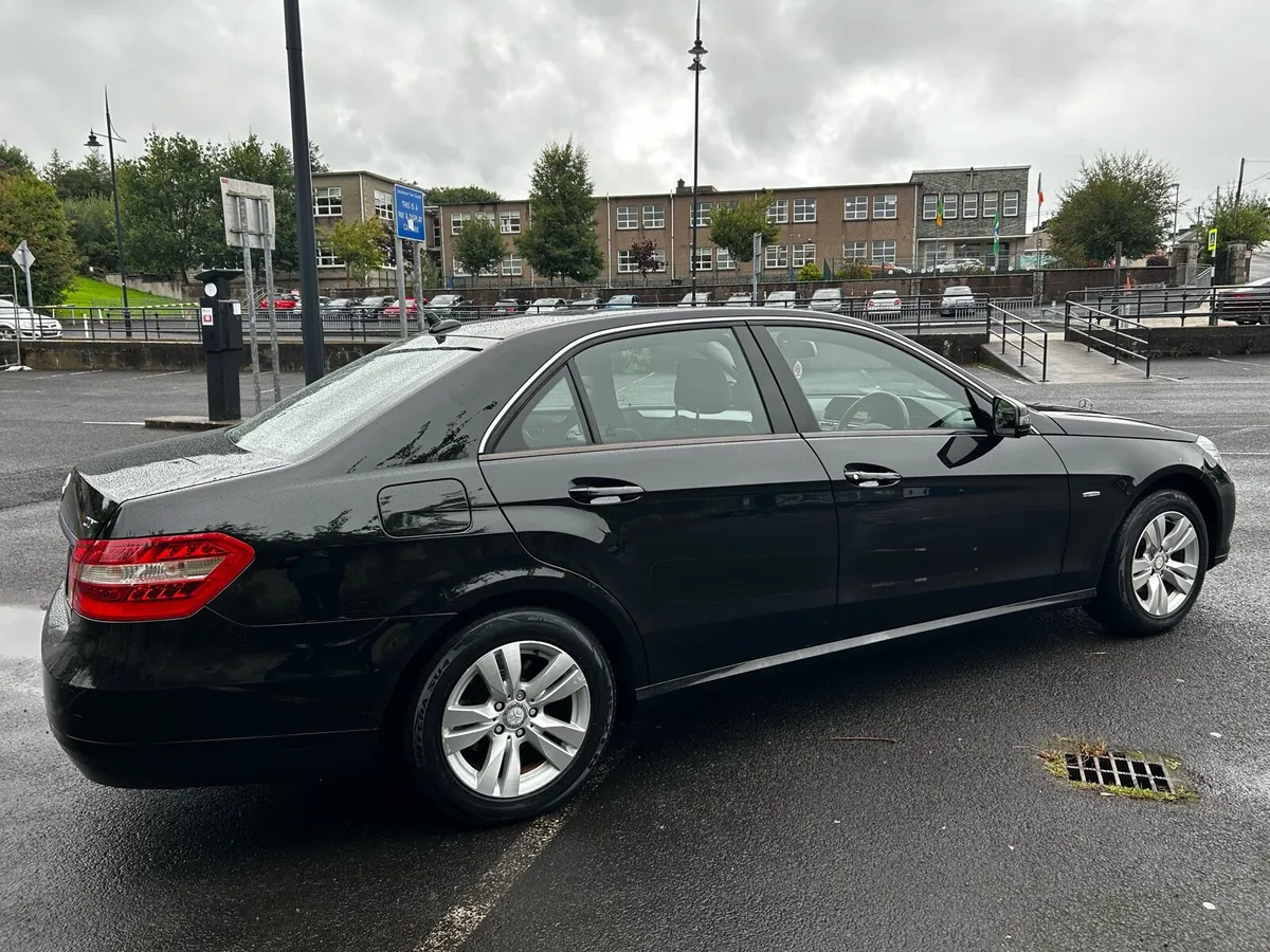 12 Mercedes E Class Automatic Only 75,000 Miles - Image 3