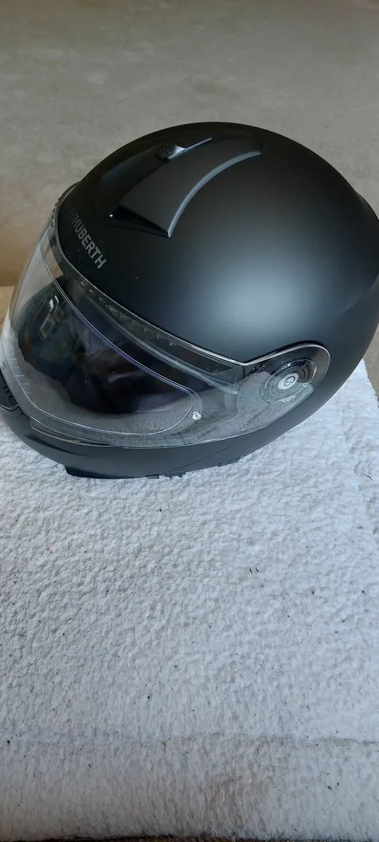NEW Helmet Schuberth  size 64-65 - Image 1