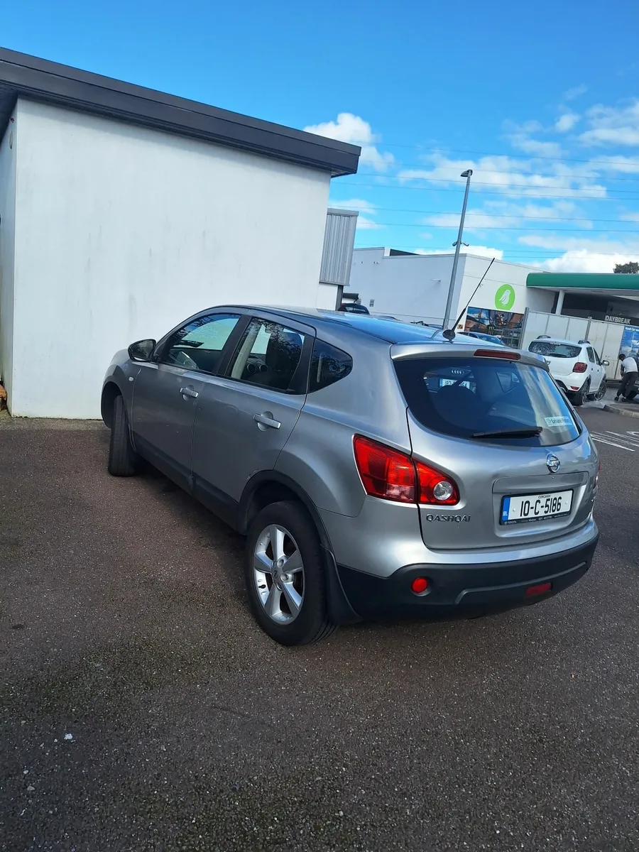 Nissan Qashqai 2010 - Image 3