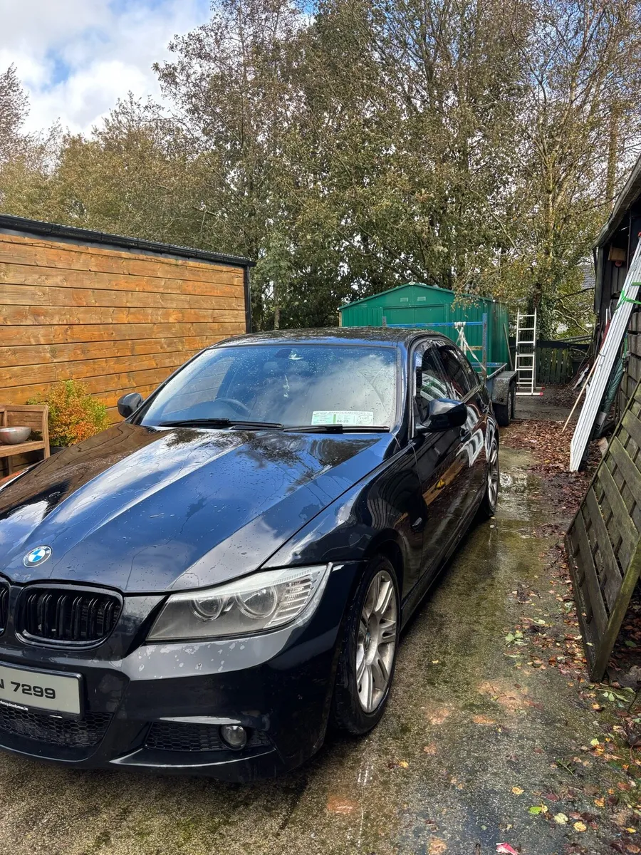 BMW e90 2010 318d *READ AD* - Image 3