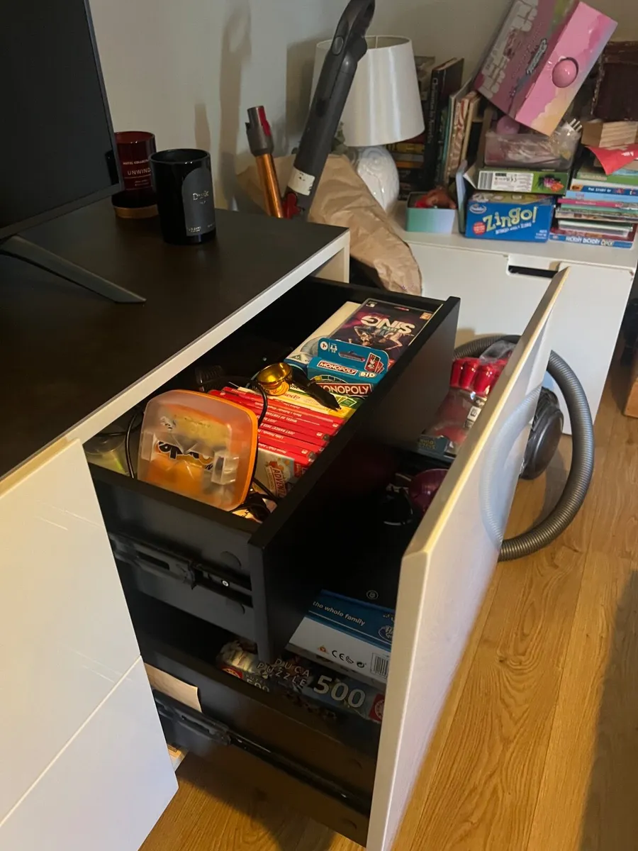 sideboard / tv stand - Image 4