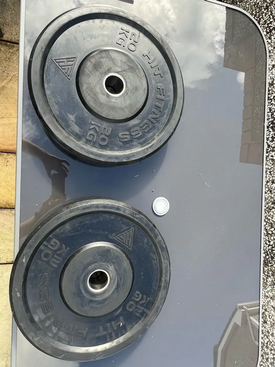 115kg weight set barbell , free standing squat rack , bench and weight tree - Image 3