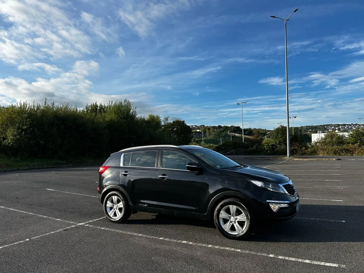 12 Kia Sportage High spec clean jeep - Image 1