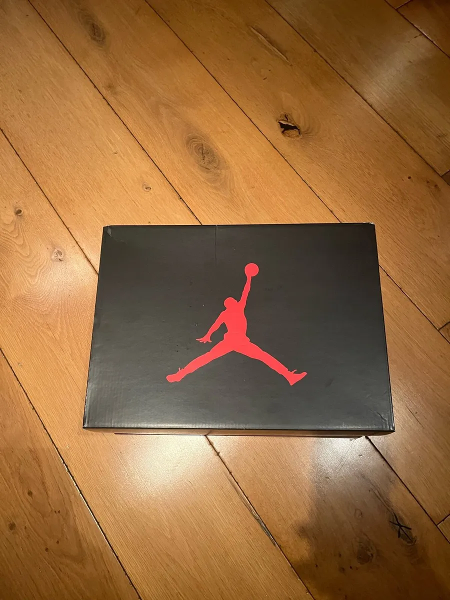 Jordan 5 Retro “fire red/black tongue” - Image 4