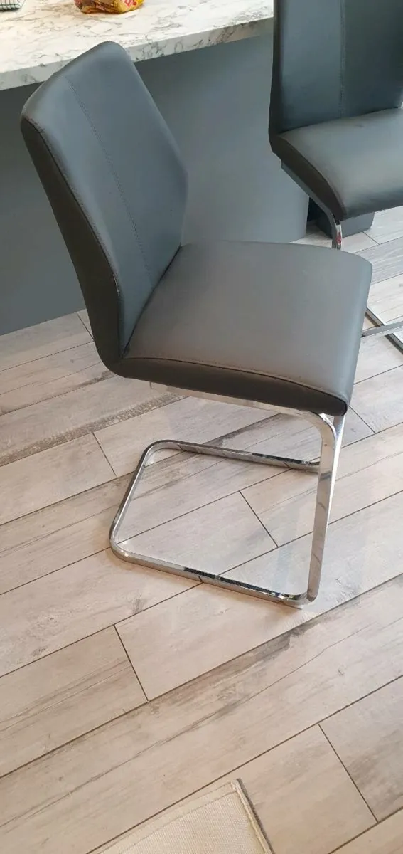 Counter bar stools - Image 2