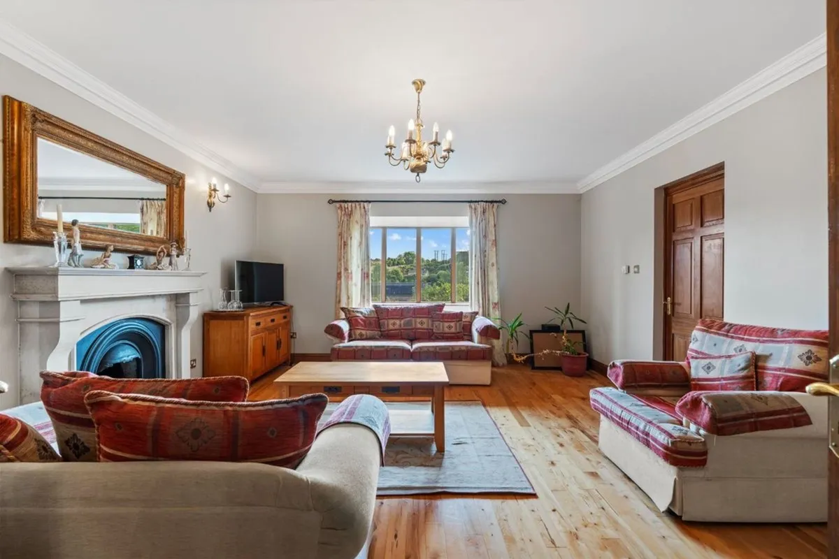 Sofa 3 2 1 for sale - Image 1