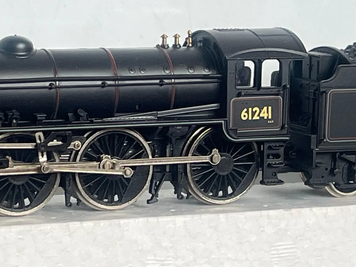 Bachmann Viscount Ridley BR 4-6-0 Model Railways - Image 4