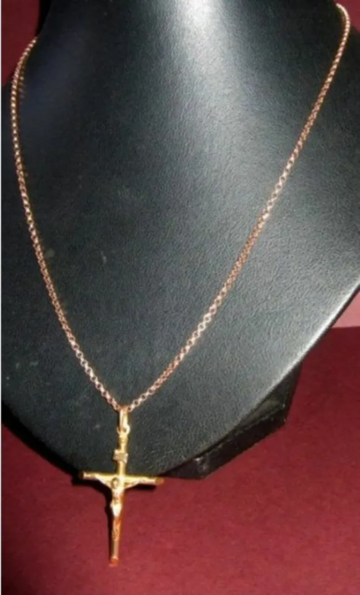 Vintage Hallmarked 9ct Gold Crucifix and Chain - Image 3