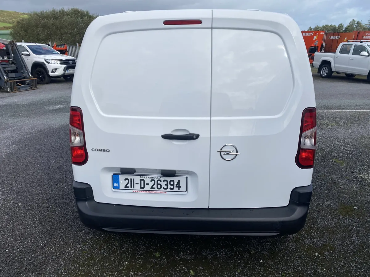 2021 OPEL COMBO MY21-L1H1-1.5 75PS-DSL-5 75PS-DSL- - Image 4