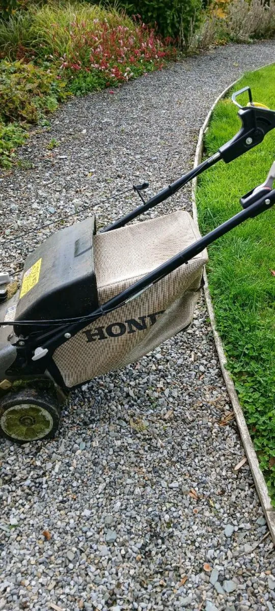 Lawnmower 23 inch Honda - Image 4