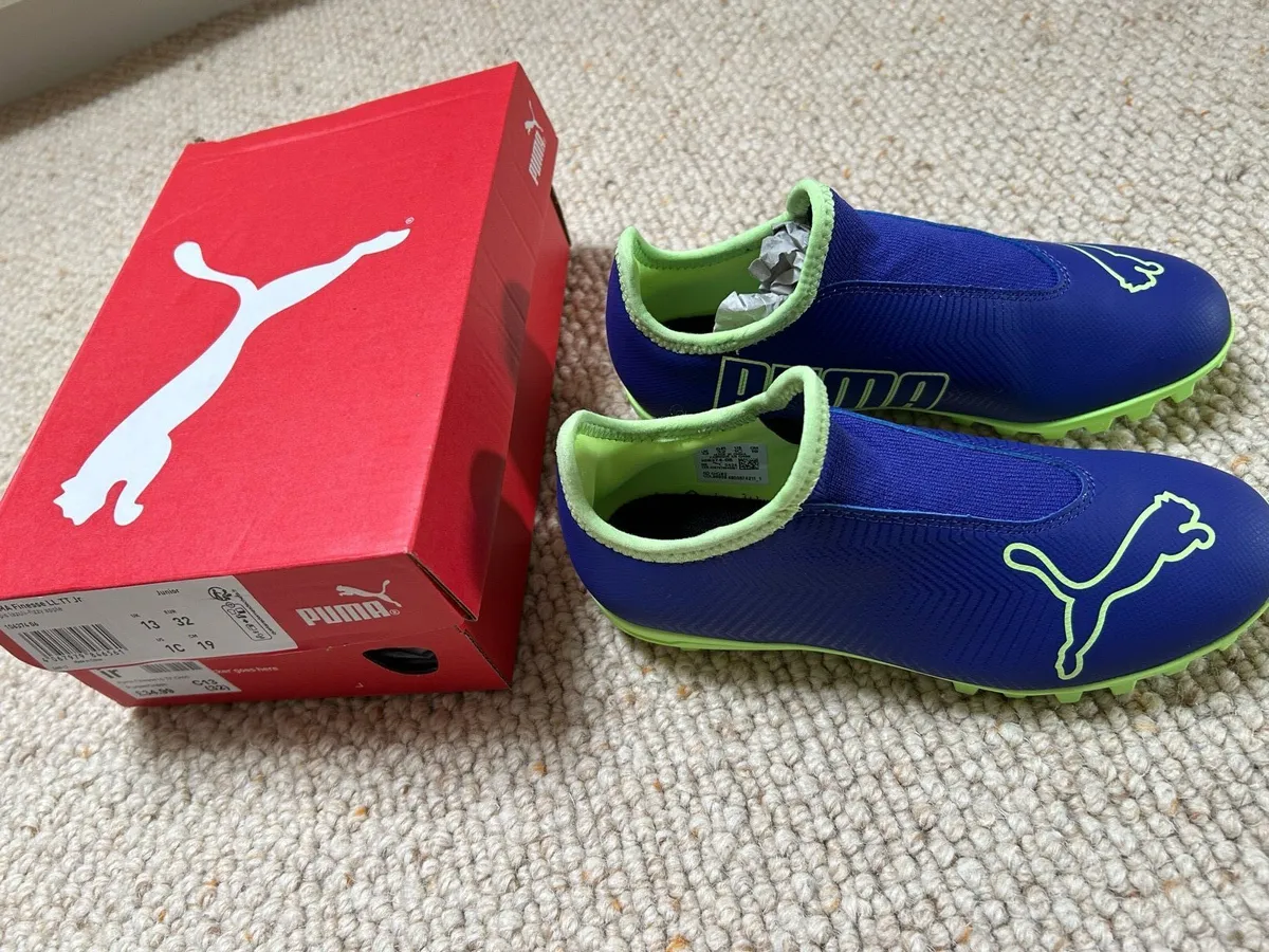 Astro football boots - Image 2