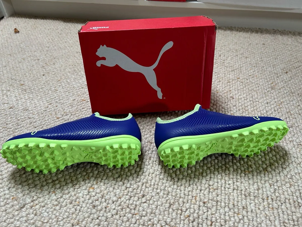 Astro football boots - Image 4