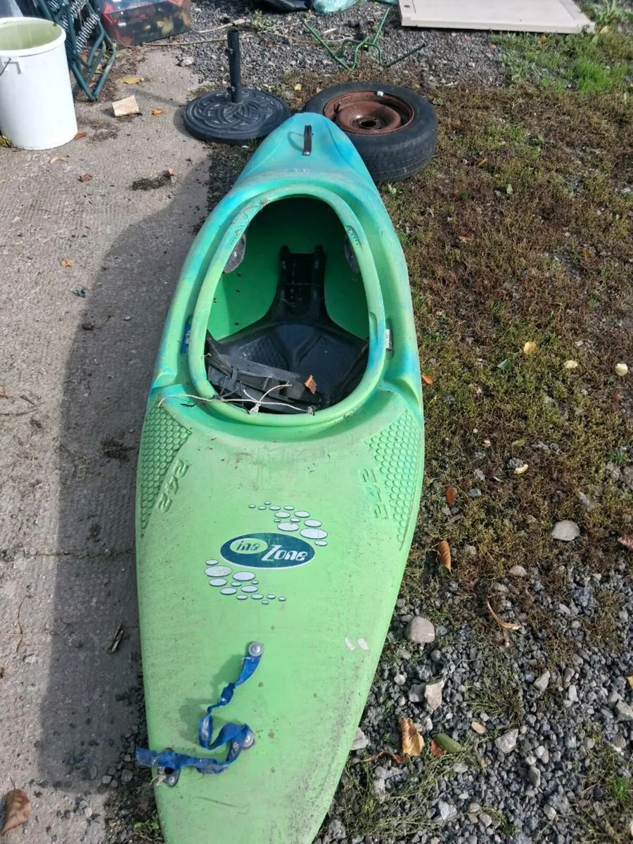 Kayak - Image 2