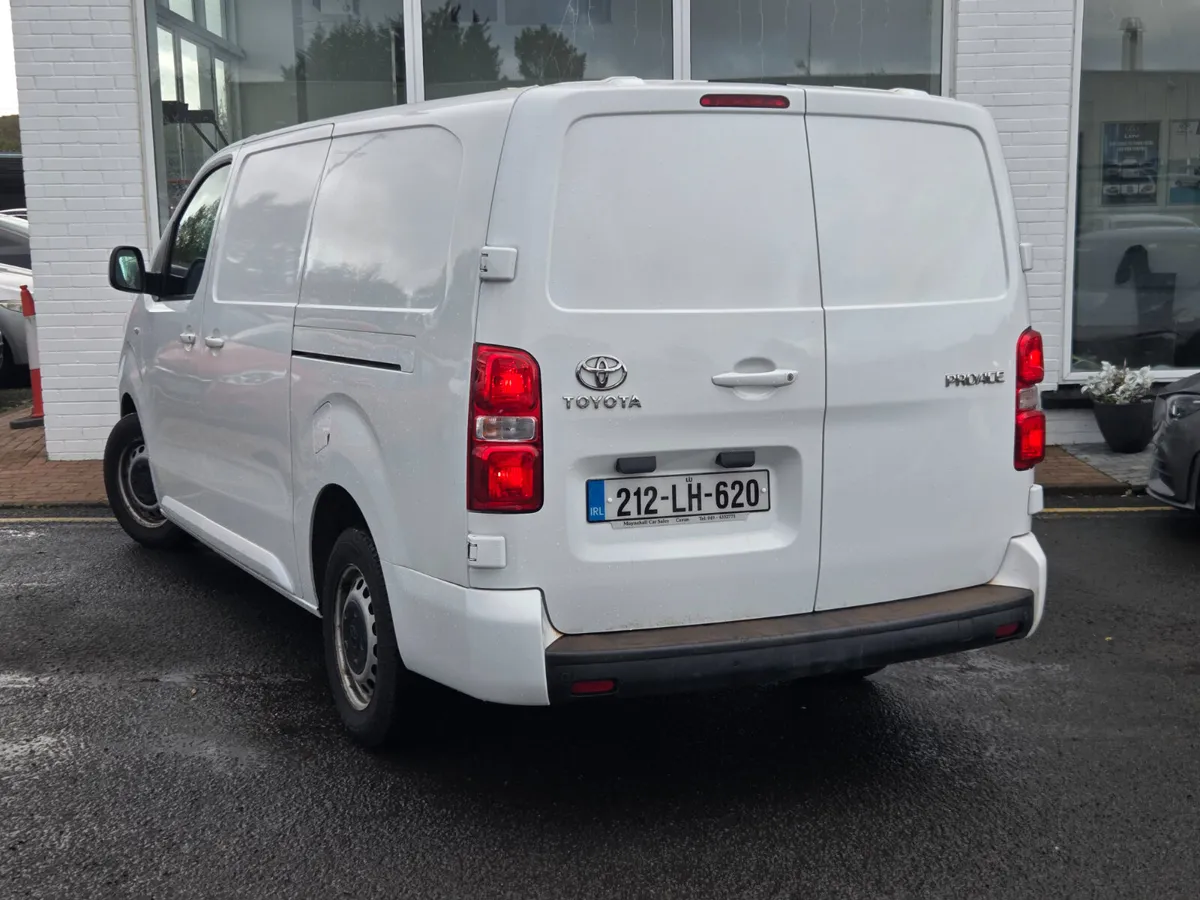 Toyota Proace 2021 - Image 2