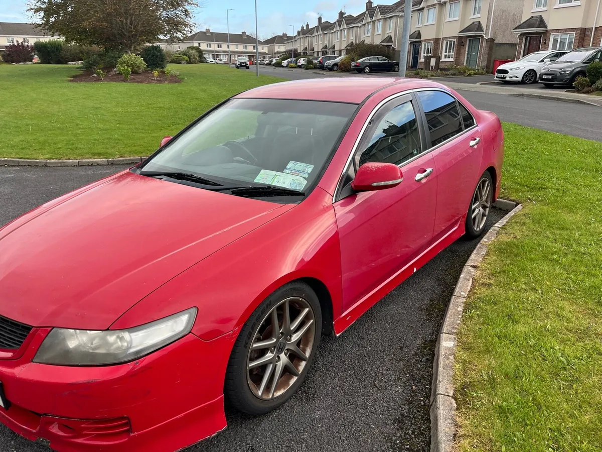 Car - Image 3
