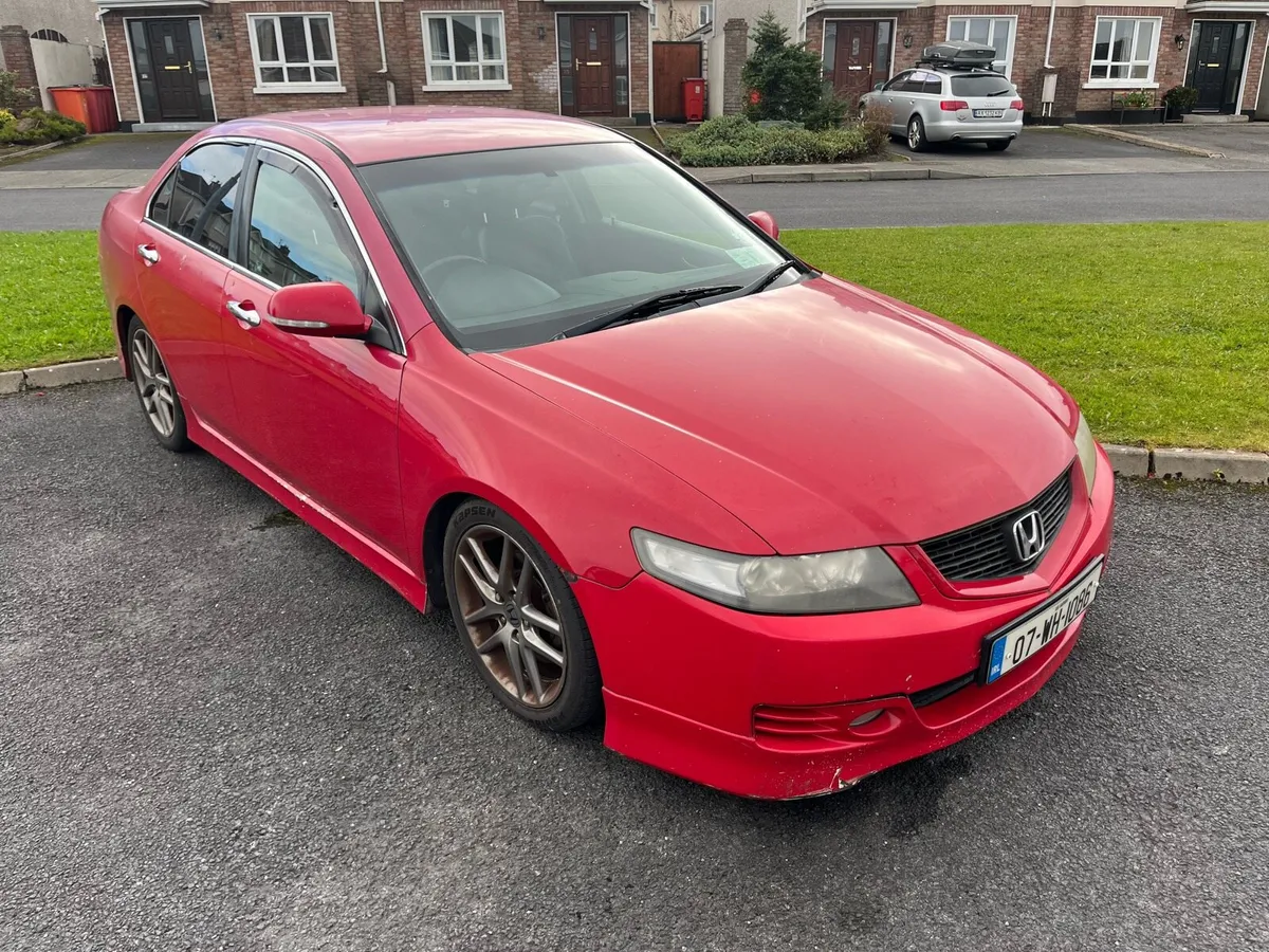 Car - Image 4