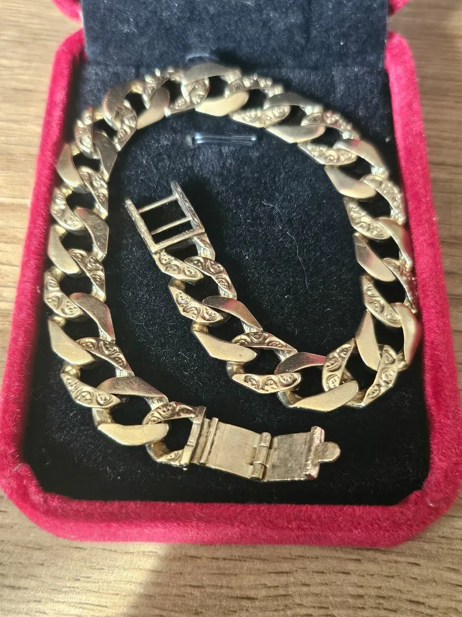 Gold beacelet - Image 1
