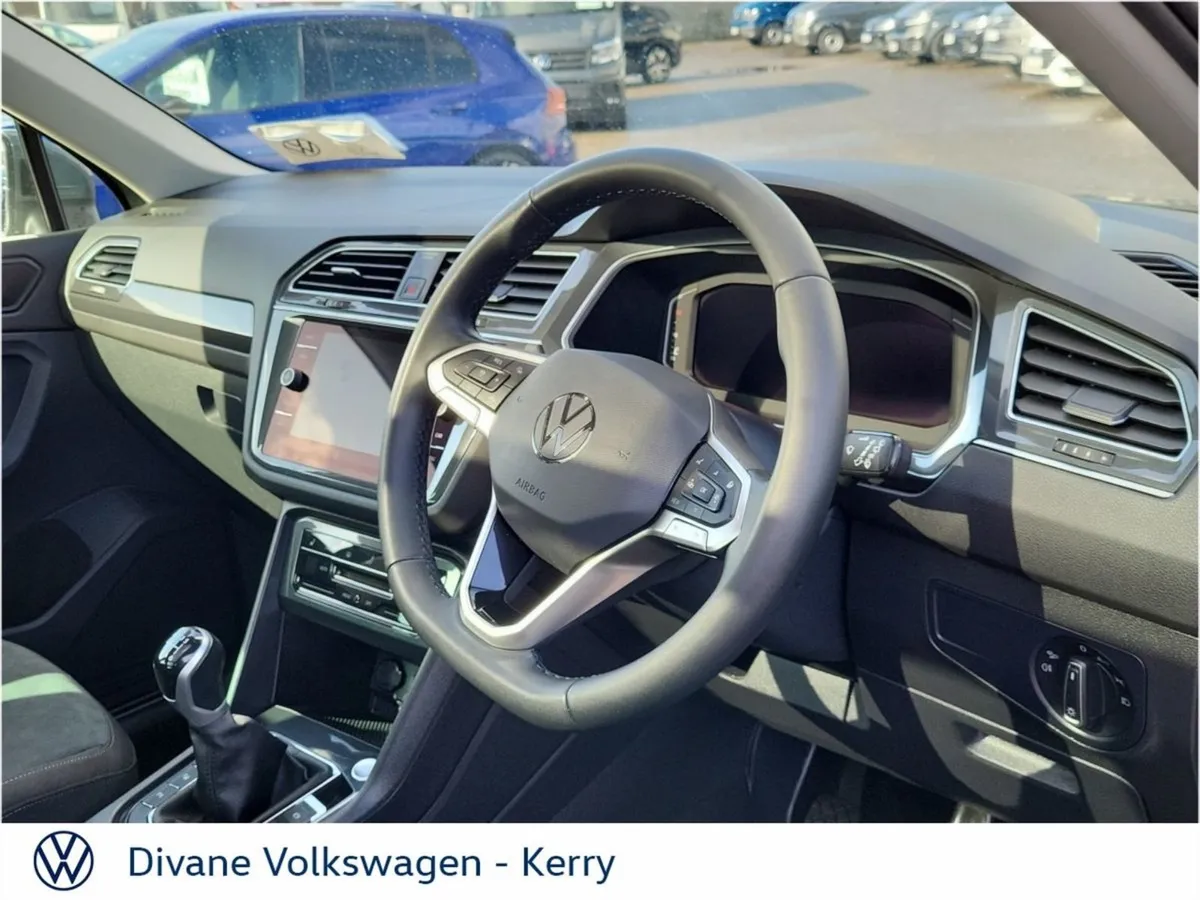 Volkswagen Tiguan Elegance 2.0 TDI 150 BHP - Image 4