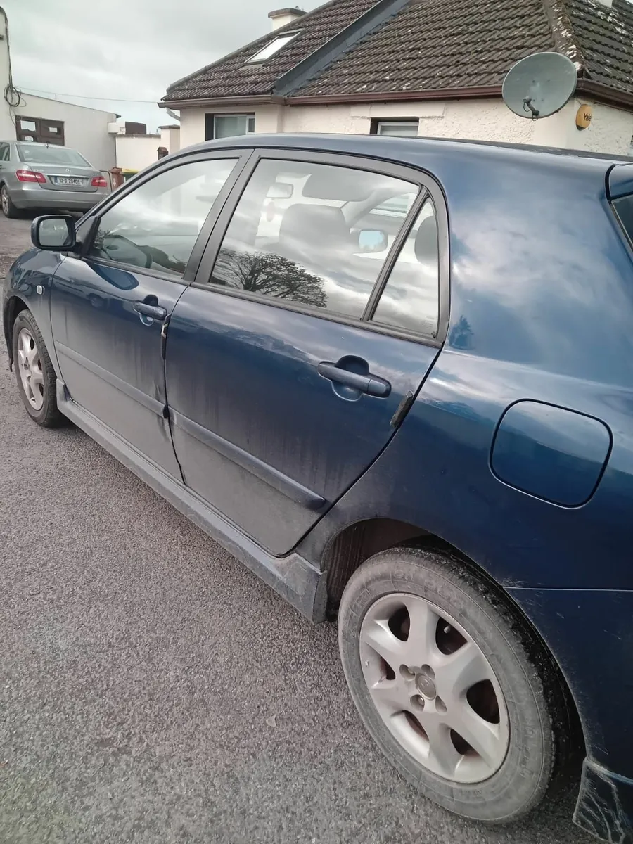 Toyota Corolla 2007 - Image 2