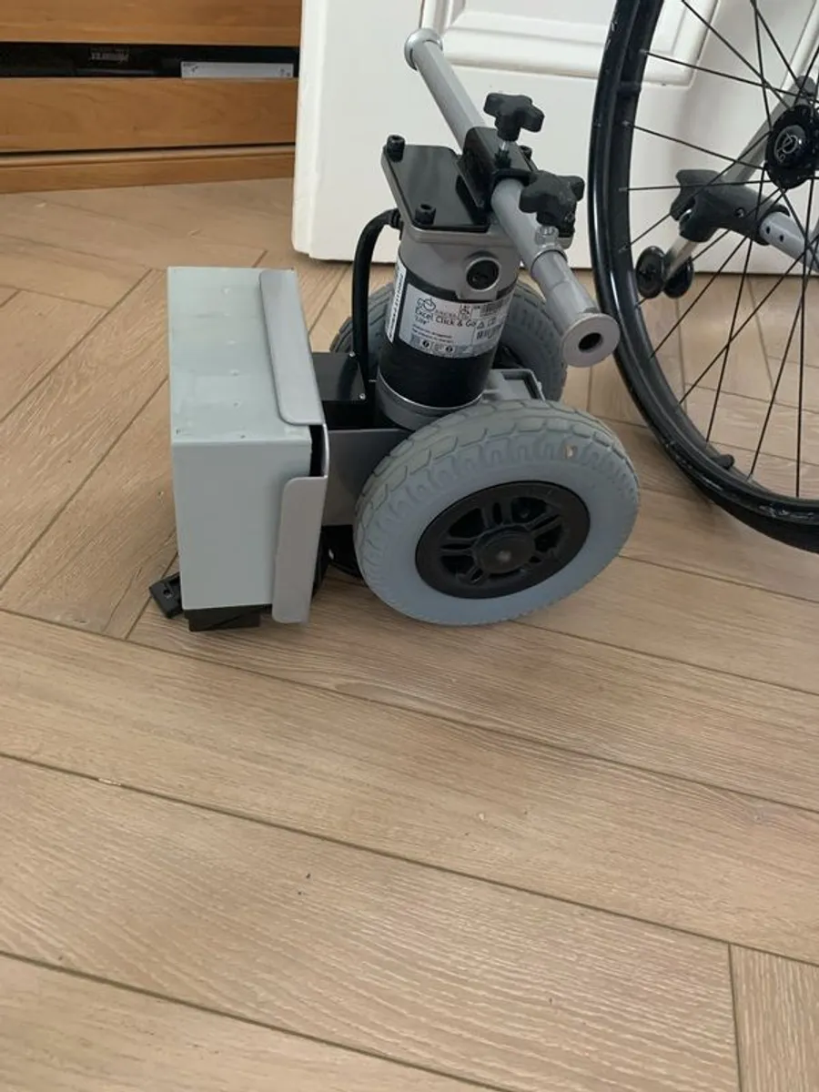 Excellent condition high quality wheelchair with power pack - Image 4