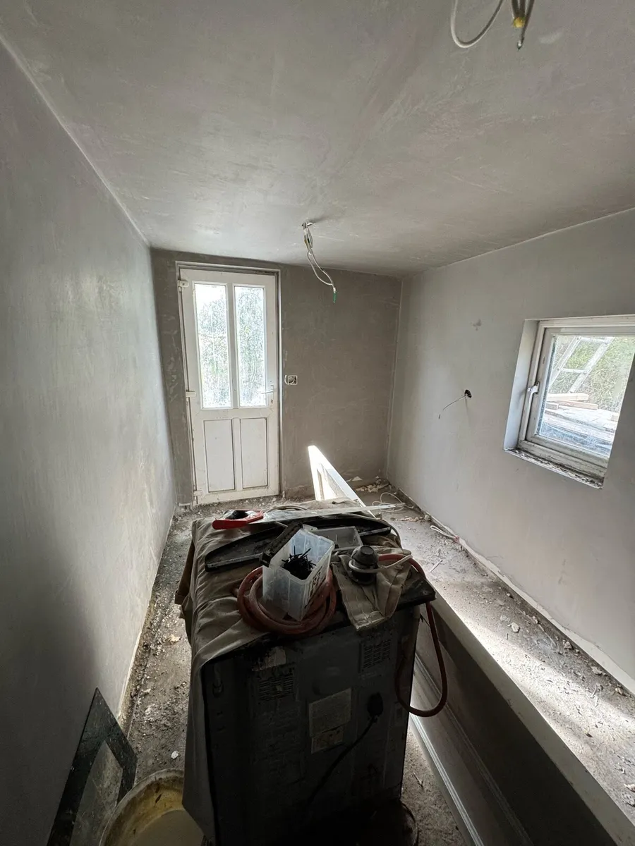 Plaster available - Image 2