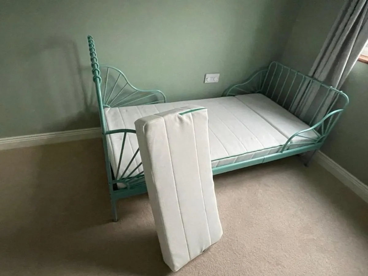 Kids bed - Image 4