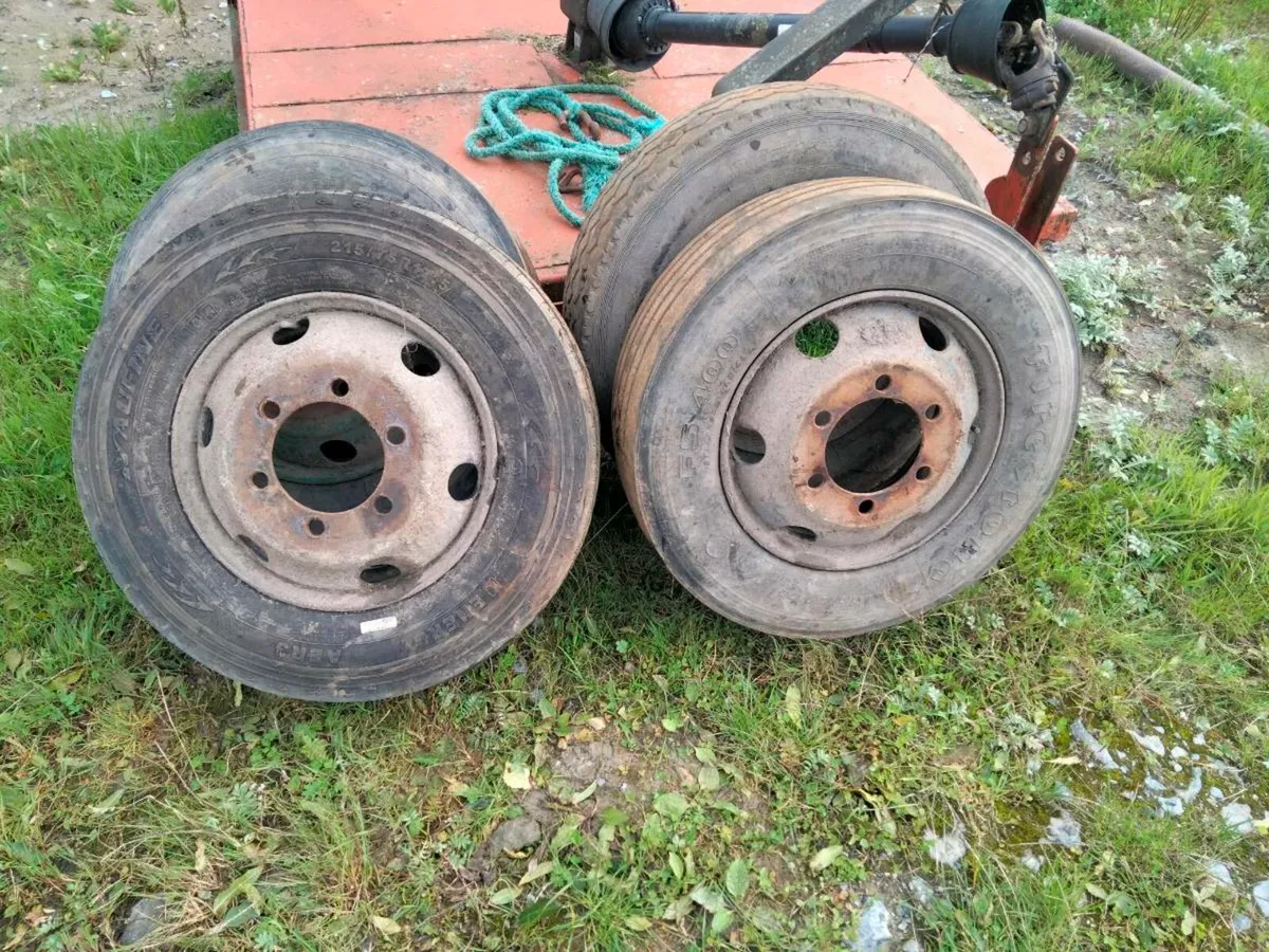 Trailer wheels with tyres - Image 1