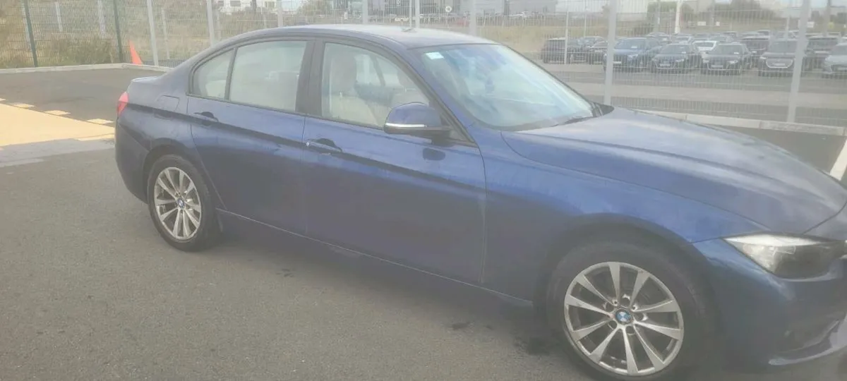 BMW 318D FRESH NCT UNTIL 08/26 TWINPOWER TURBO - Image 3