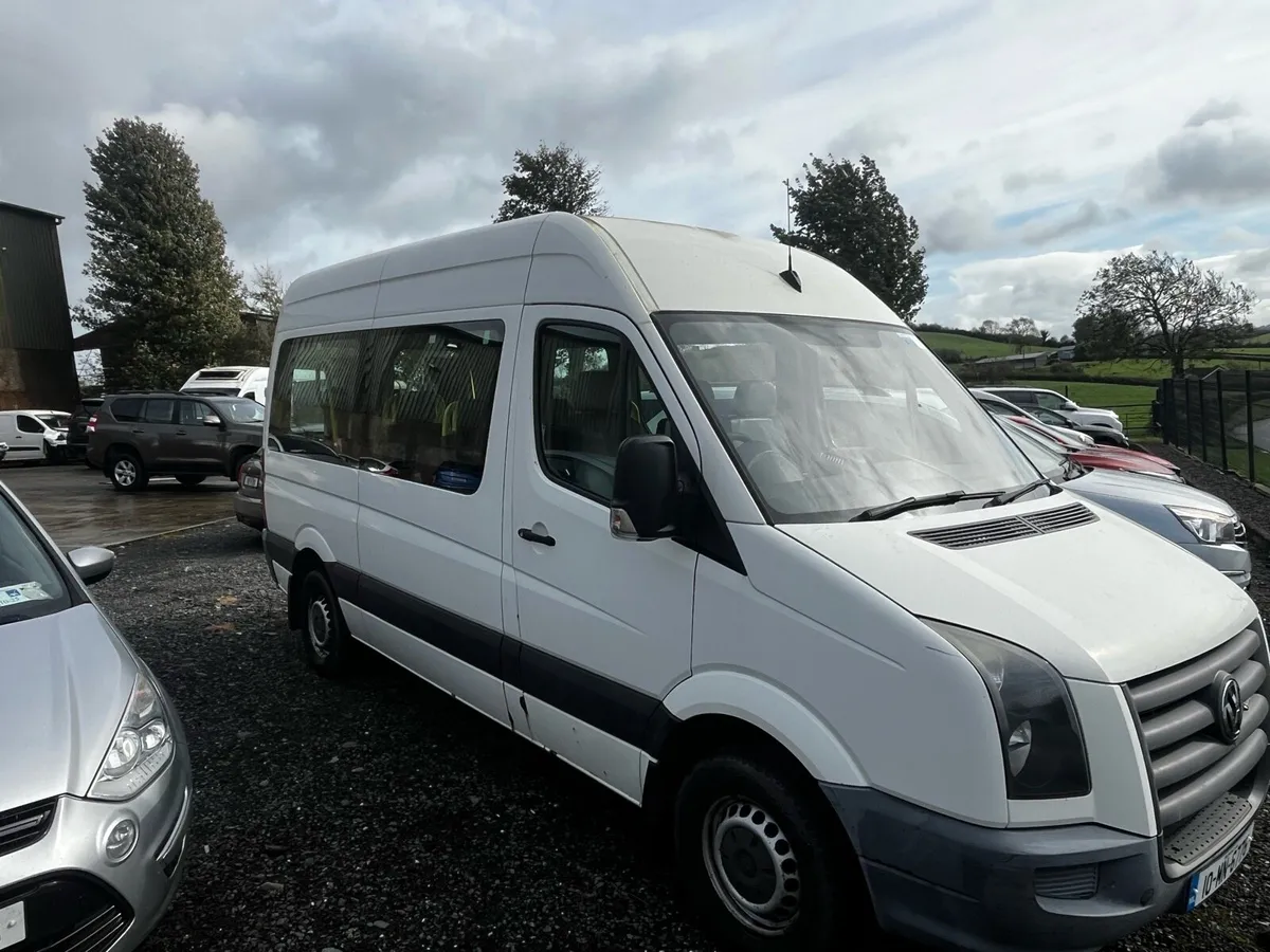Volkswagen crafter 2010 8 seater - Image 2