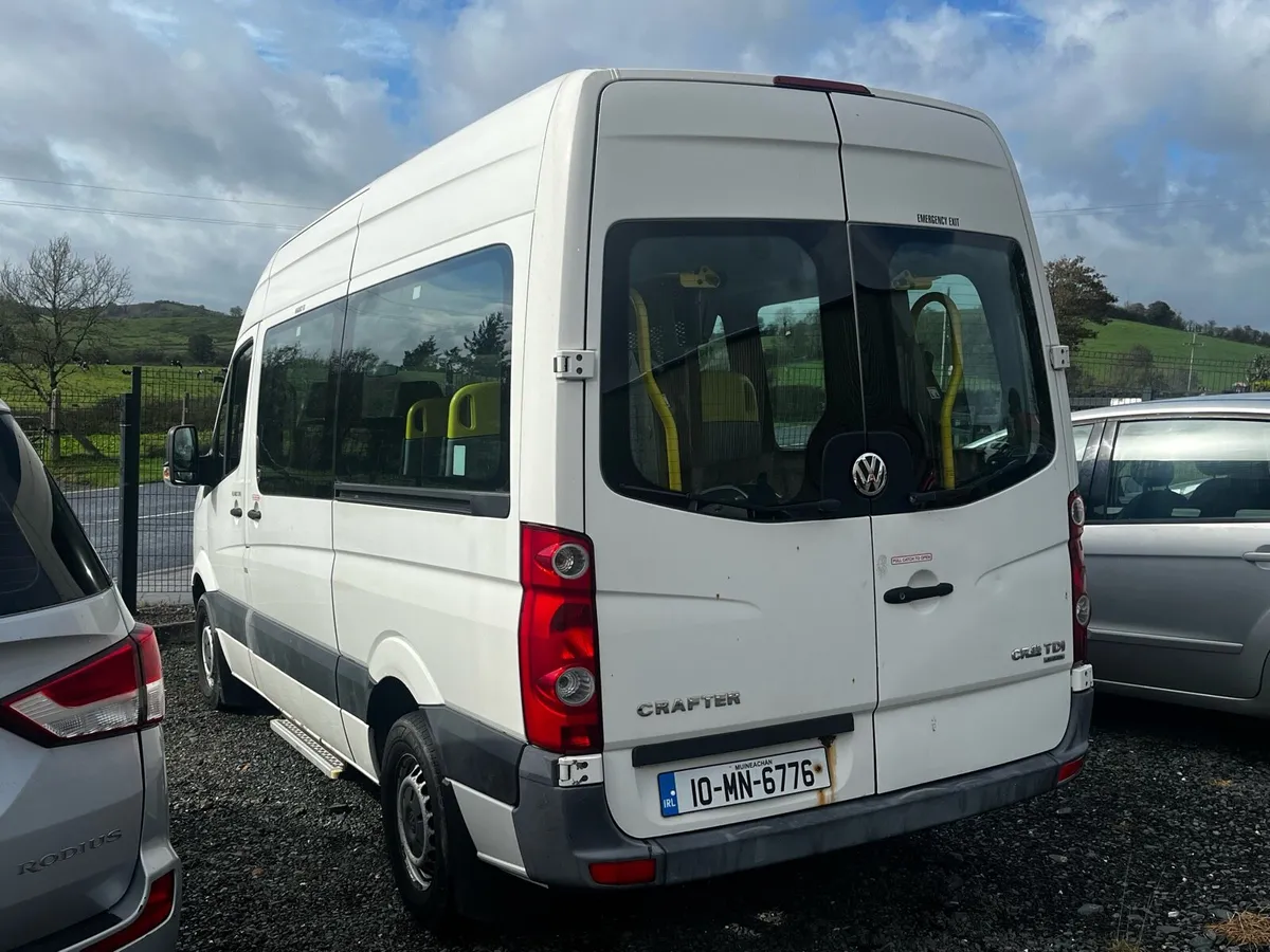 Volkswagen crafter 2010 8 seater - Image 4