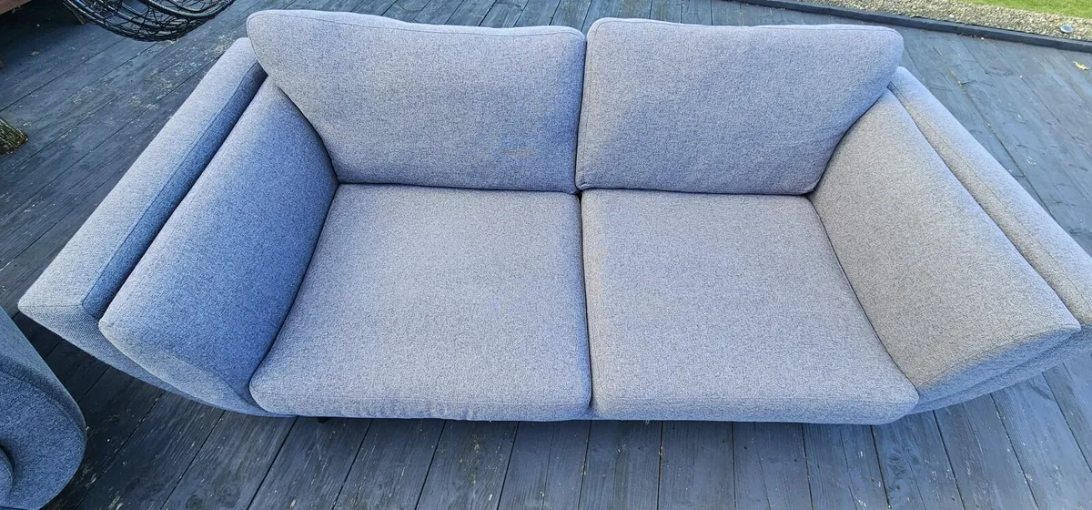 Sofa and arm chair - Image 3