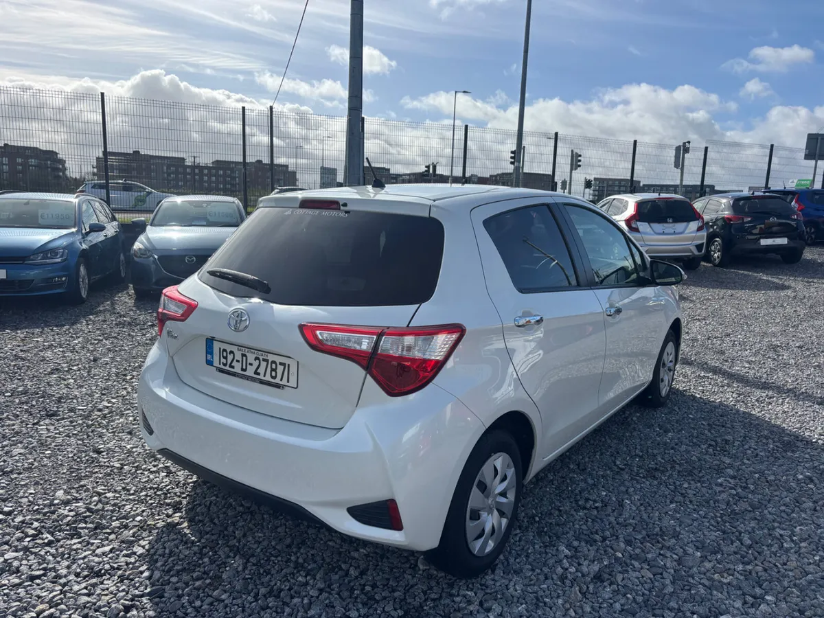 Toyota Vitz - Image 4