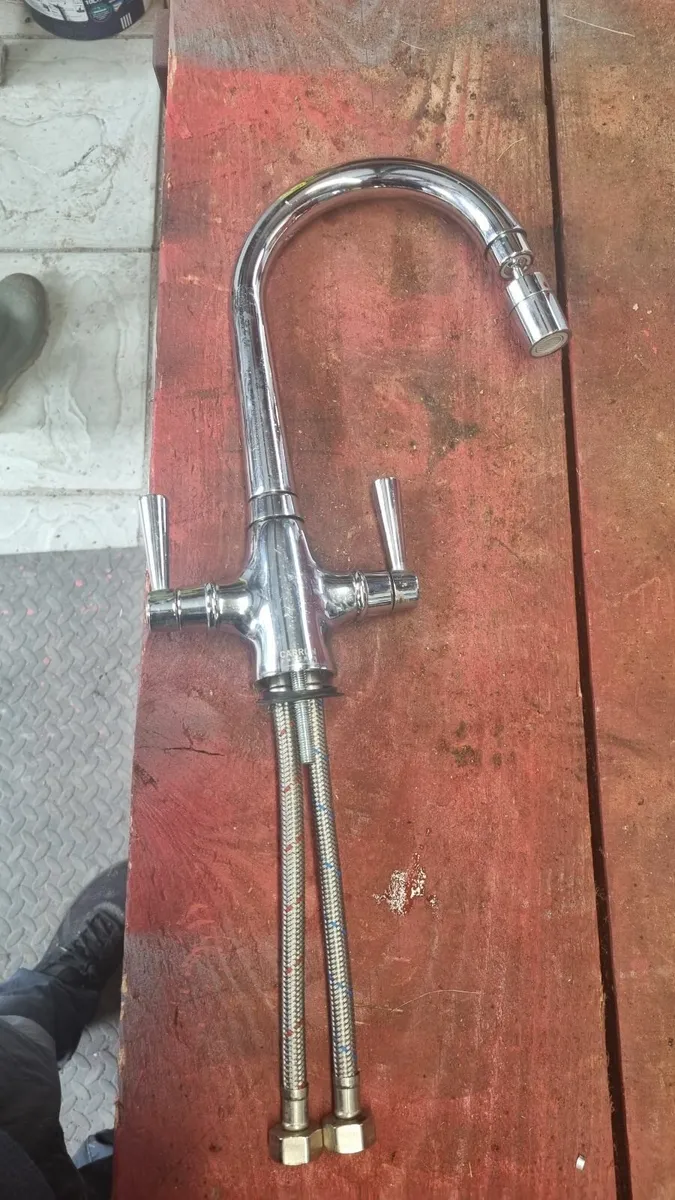 Carron mixer tap - Image 1