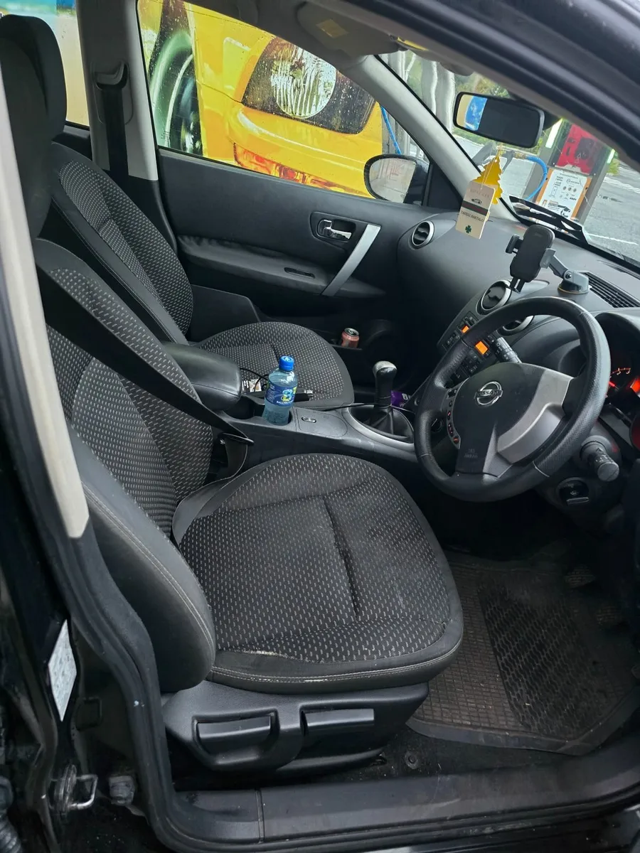 Nissan Qashqai 2007 - Image 2