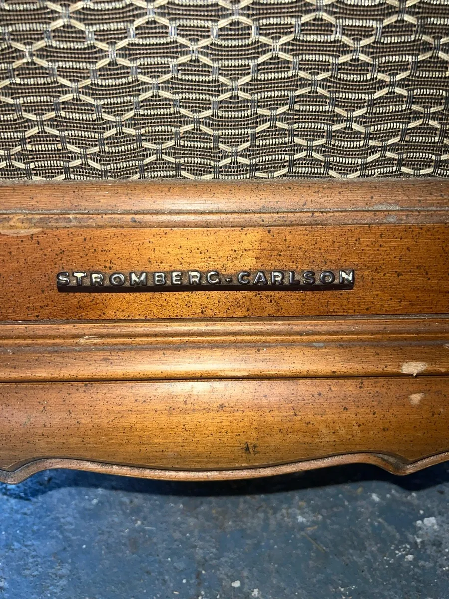 Stromberg-Carlson stereo cabinet - Image 3