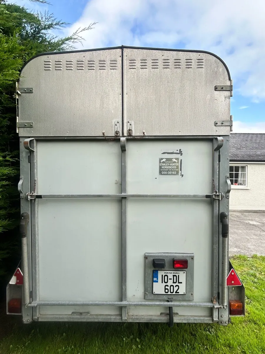 Hunter horsebox - Image 2