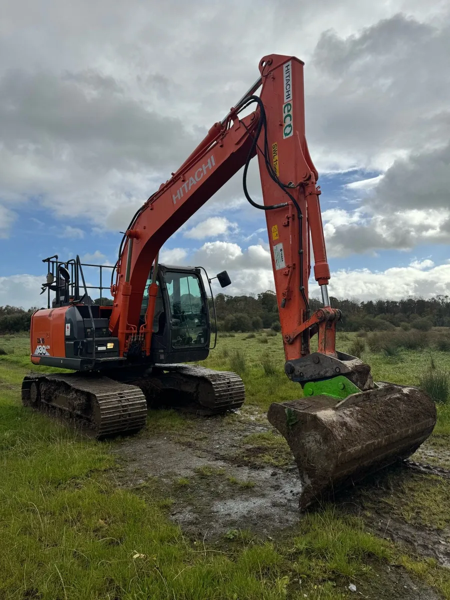 Hitachi 130-6 - Image 3
