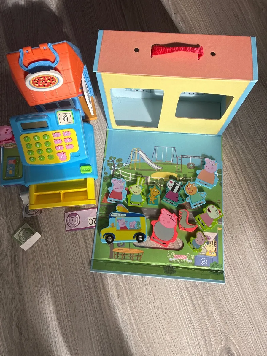 Small Peppa pig toy bundle - Image 3