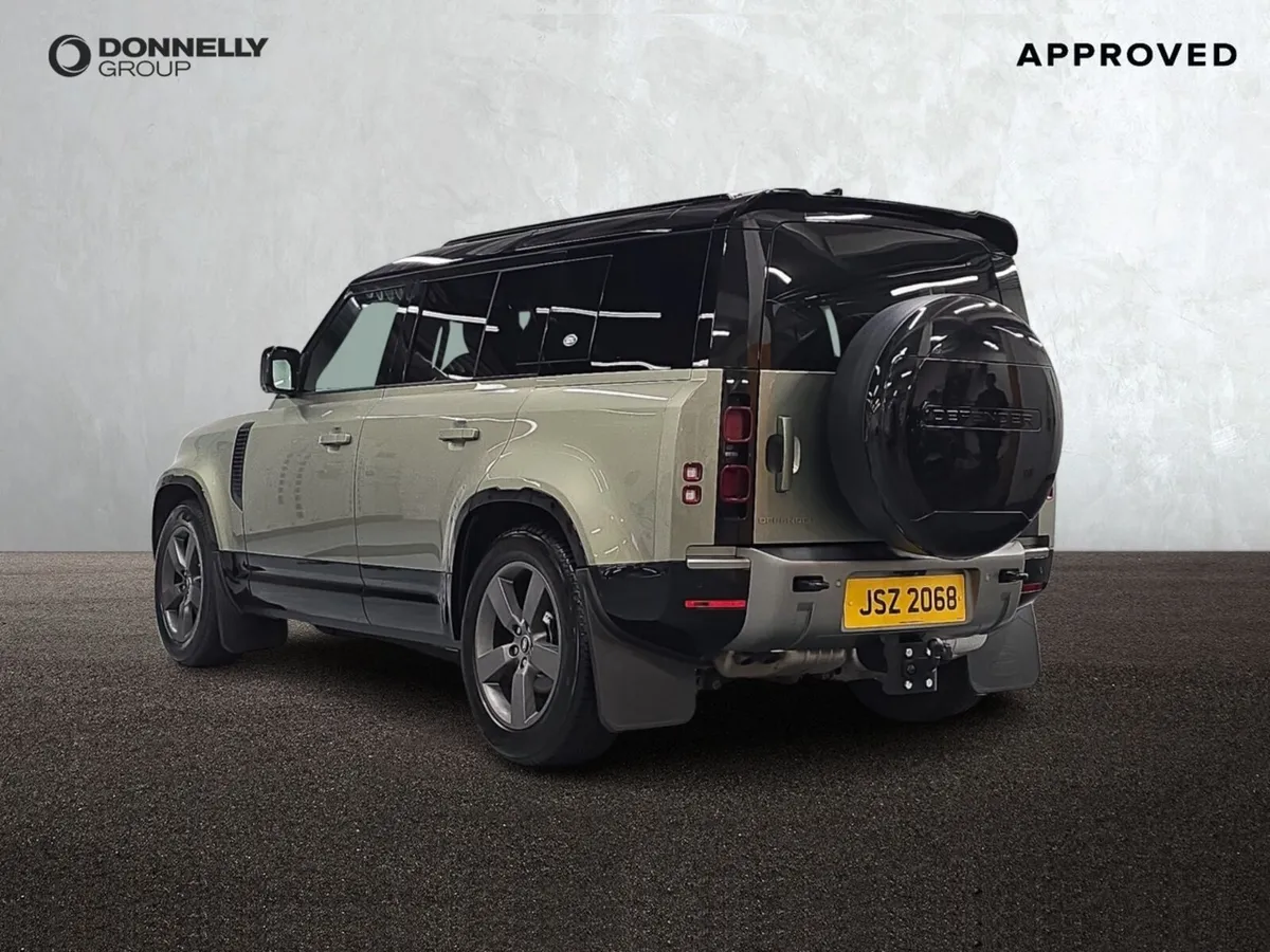 Land Rover Defender Diesel Estate X-Dynamic SE - Image 2