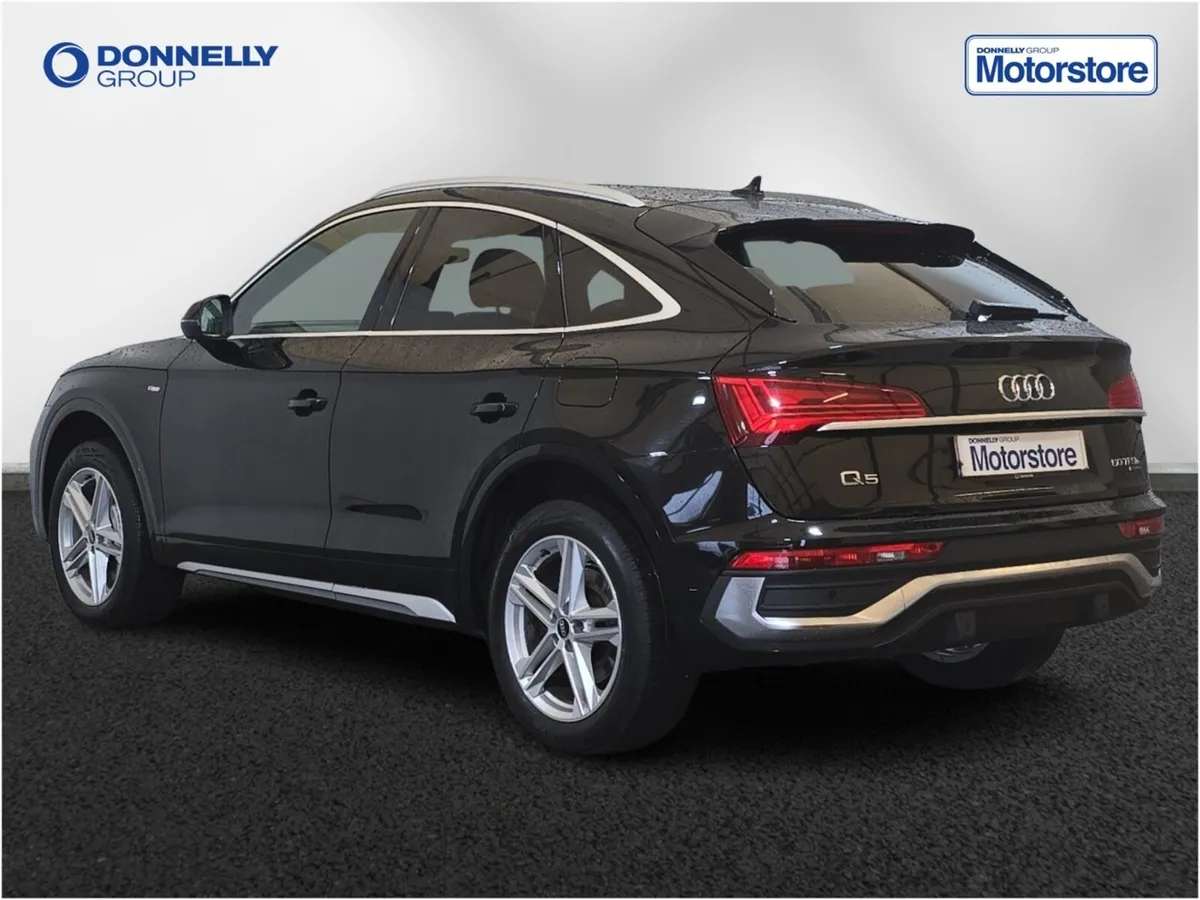 Audi Q5 Sportback S Line - Image 2