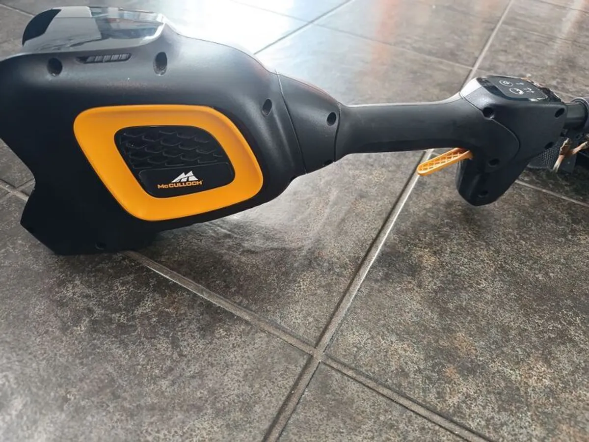 Mcculloch li-40t battery trimmer 40volt - Image 3