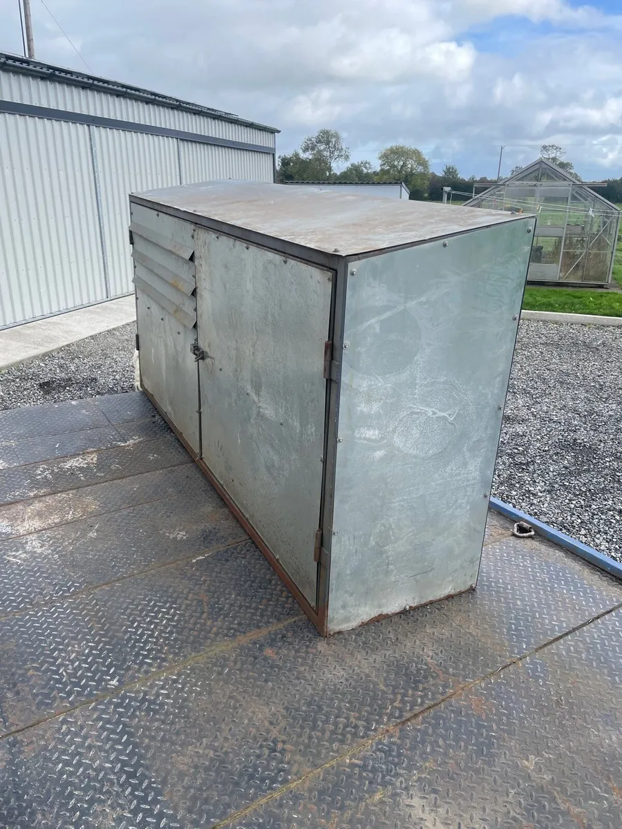 Outdoor storage - Image 4