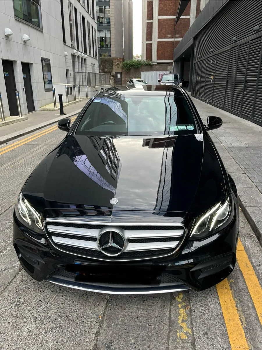 Mercedes Bens 220 E Class AMG Line - 194hp - Image 1