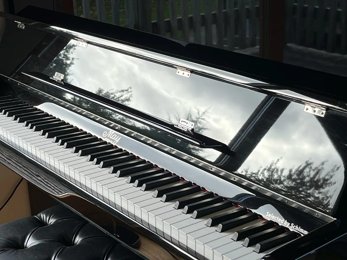 Piano - Image 2