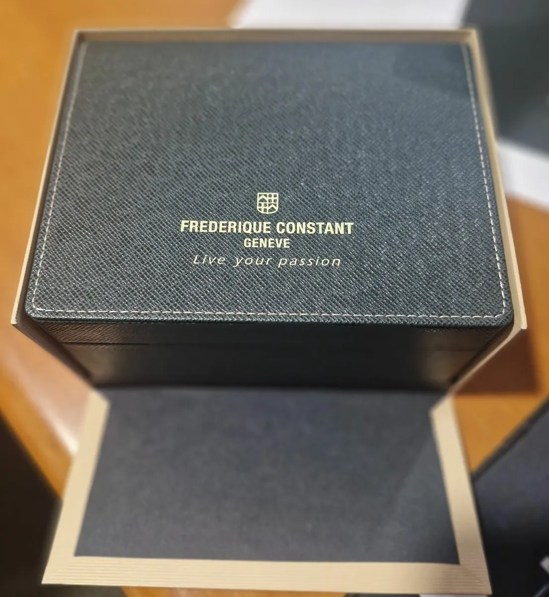 Mans Watch- Frederique Constant Geneve - Image 2