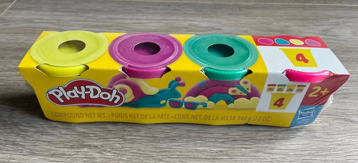 Play Doh Bundle plus BRAND NEW 4 Tubs - Image 2