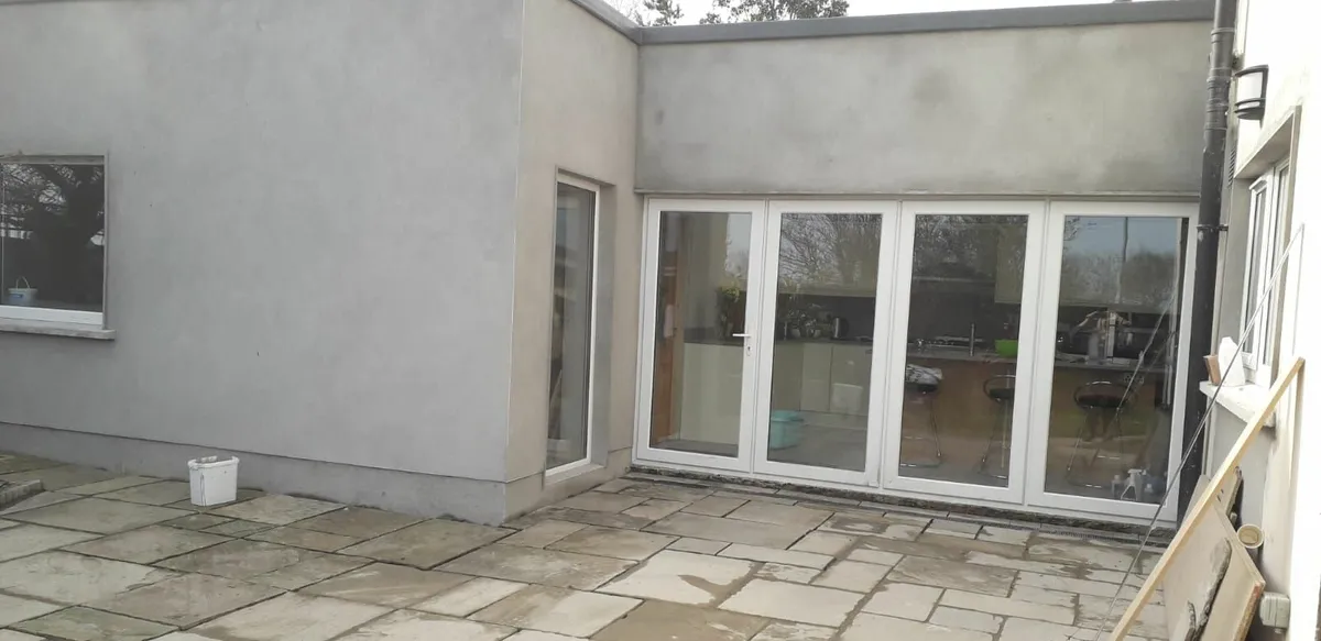Bi-folding doors - Image 1