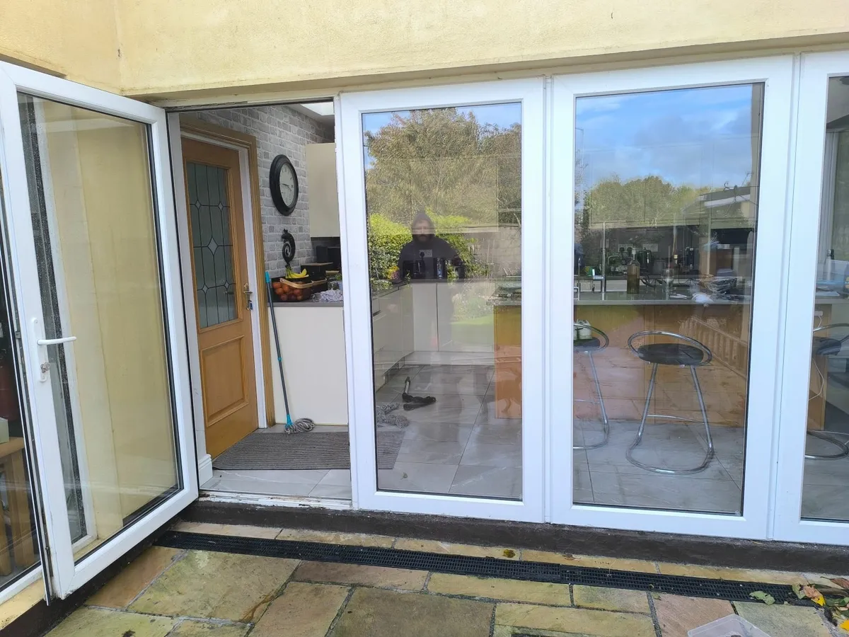 Bi-folding doors - Image 4