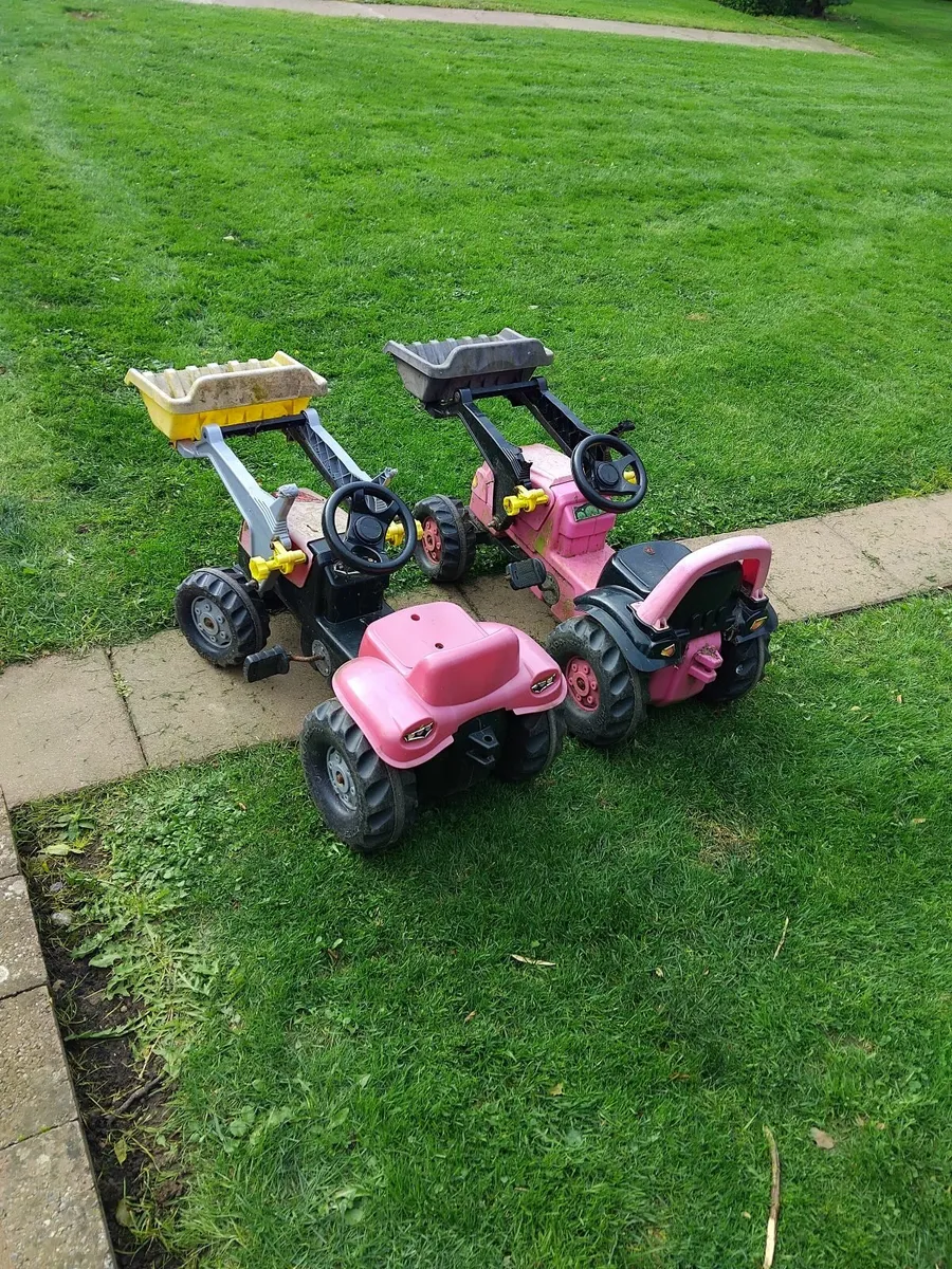 Toy tractor - Image 1